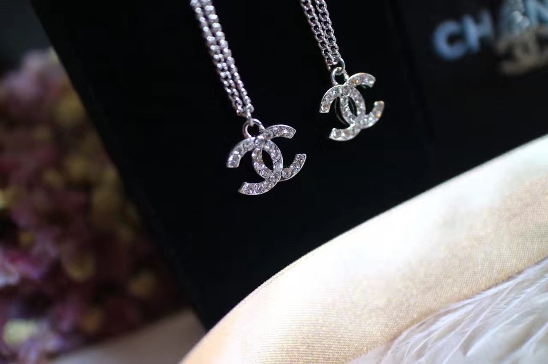 COLLIER DOUBLE C EN ARGENT