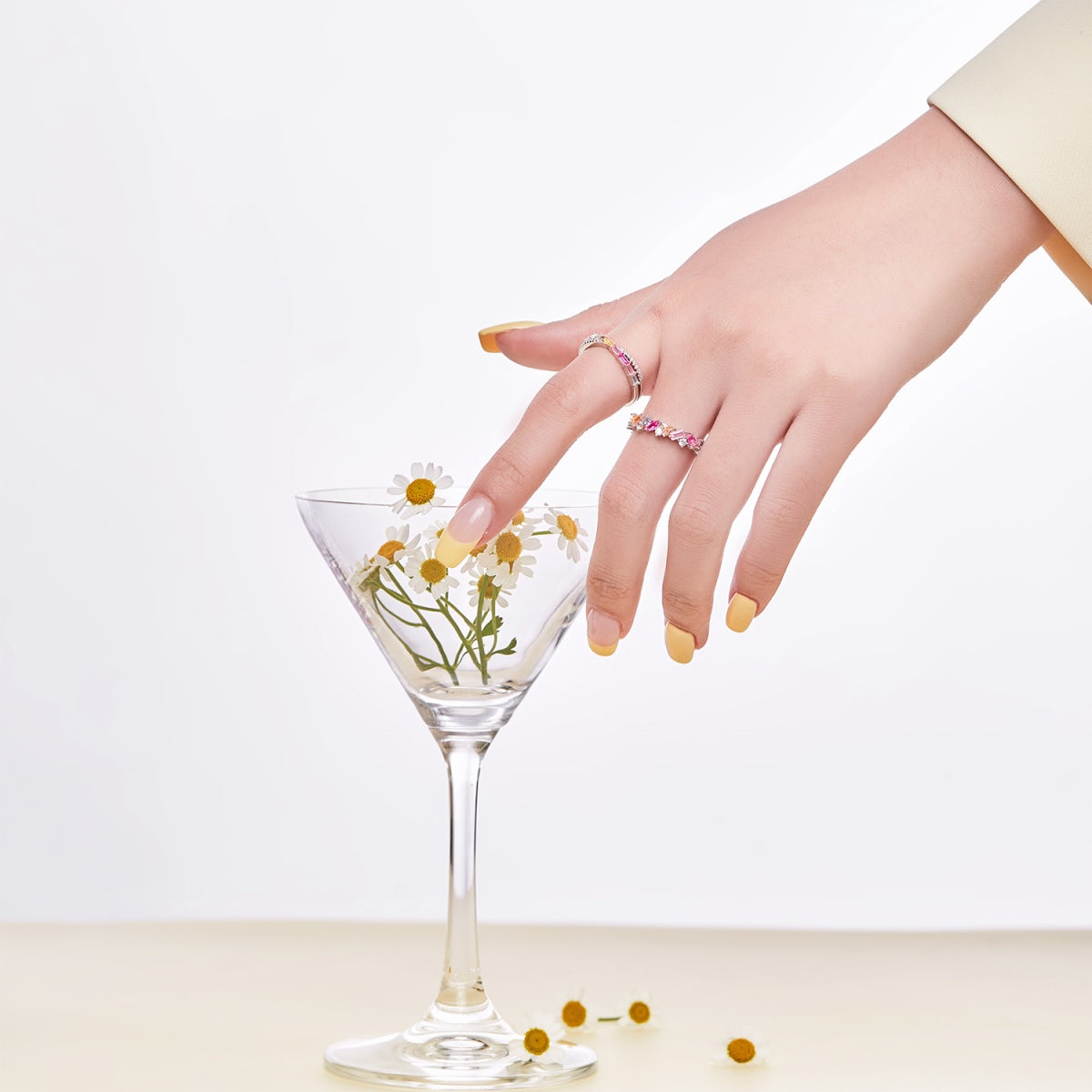 [HOT]Energetic Elegant Radiant Cut Party Ring