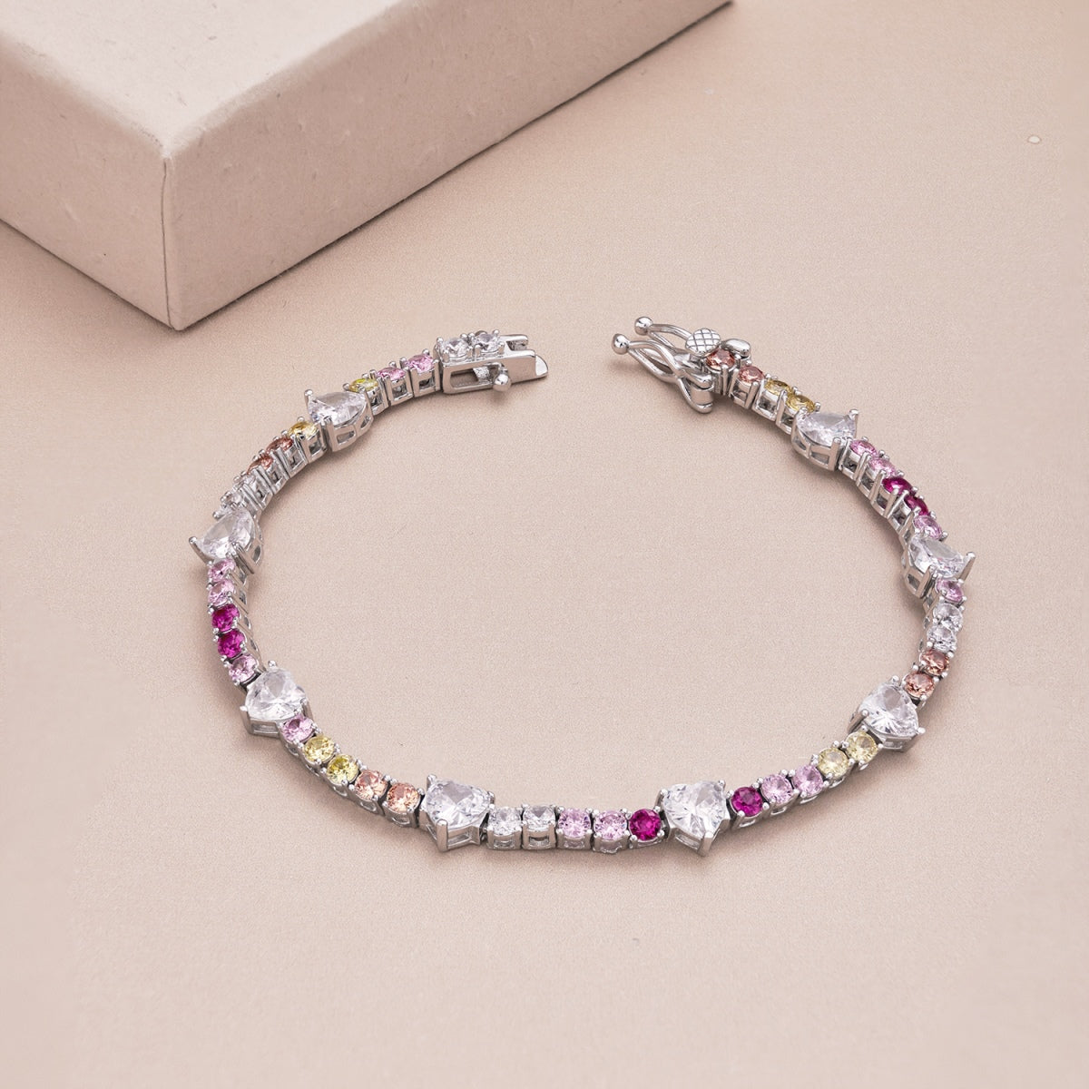 [HOT]Romantic Heart Shape Round Cut Lover Bracelet