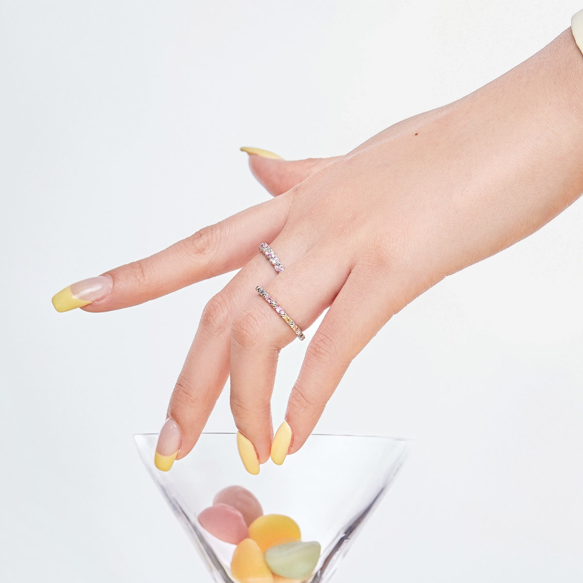 [HOT]Charming Colorful Round Cut Daily Ring